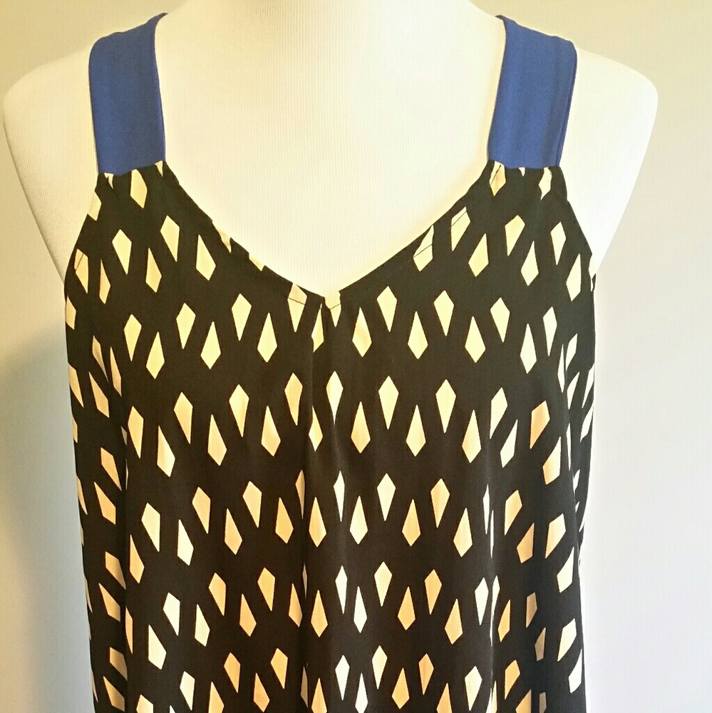 Sleeveless blouse